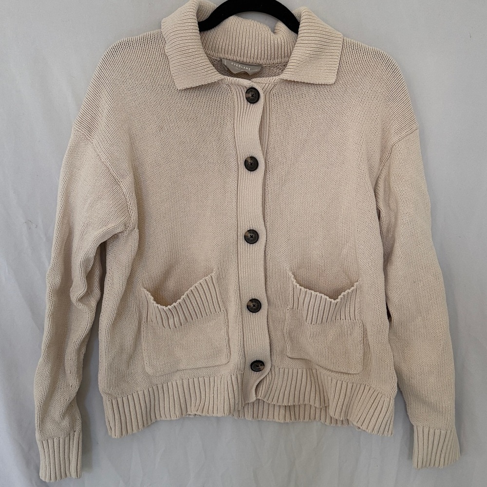 Everlane cream collar 2 pocket cardigan sweater flawed size medium